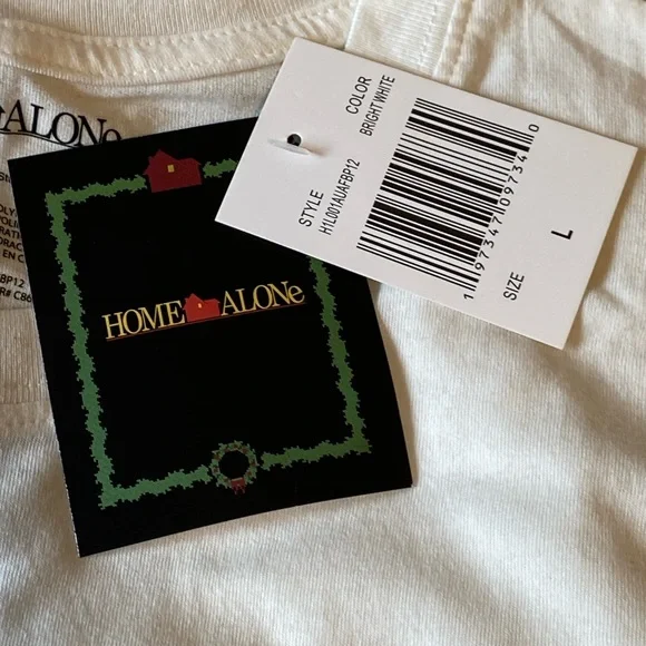 Home alone Christmas tee new with tags! large - Picture 8 of 8